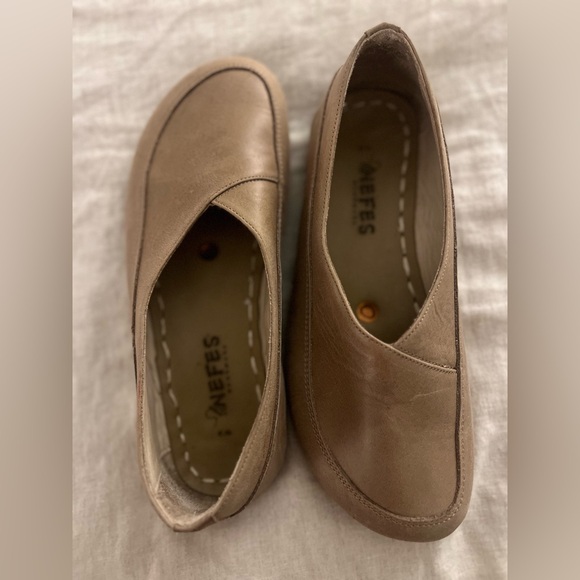 Nefes Handmade Barefoot Grounding Slip-On Loafer Shoes Taupe Leather 8 - 8.5 - Picture 3 of 12